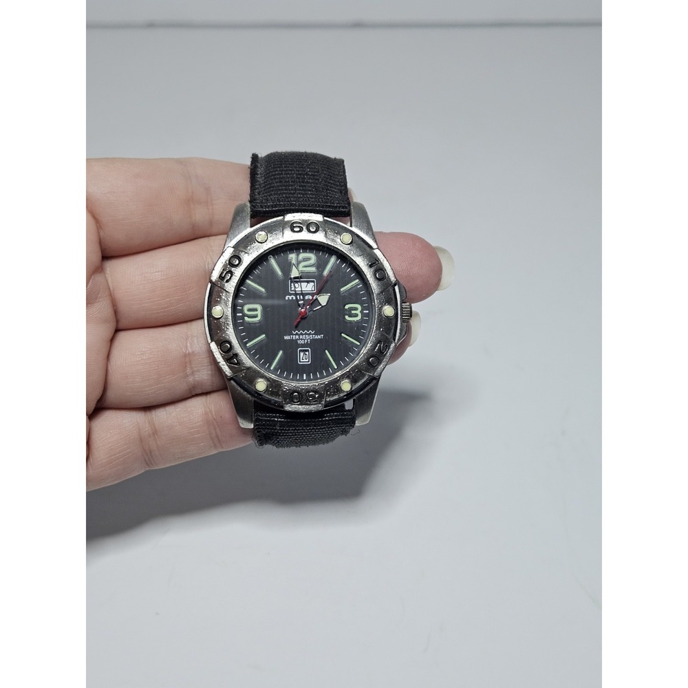 Milan Mens Diver Style Watch Black Dial Date 100FT Water Resistant MLN937